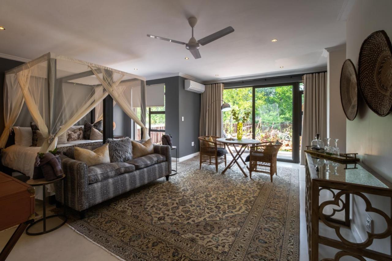Safari Moon Luxury Bush Lodge フッドスプルイト エクステリア 写真