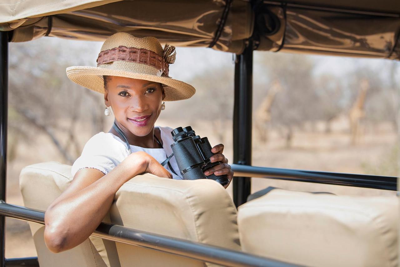 Safari Moon Luxury Bush Lodge フッドスプルイト エクステリア 写真
