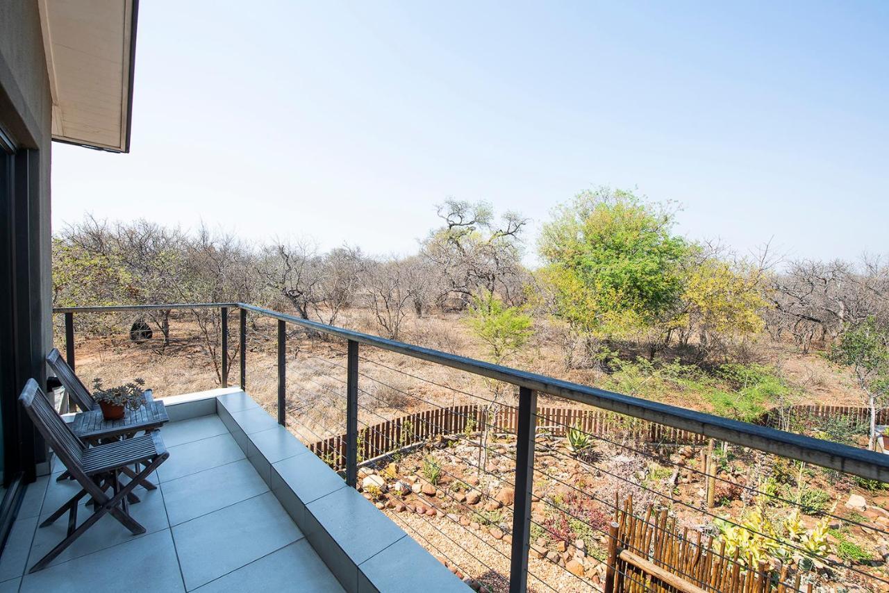 Safari Moon Luxury Bush Lodge フッドスプルイト エクステリア 写真