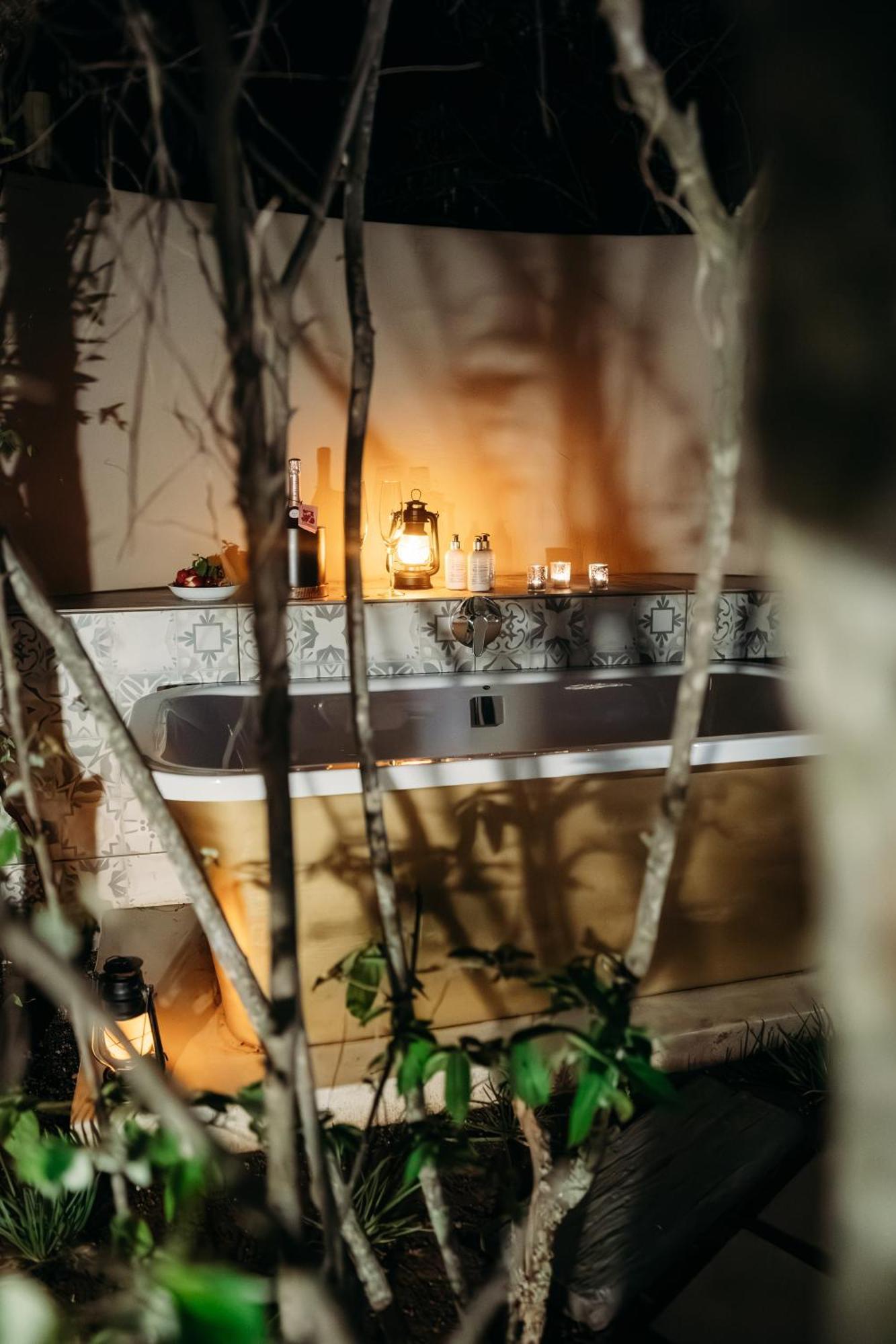 Safari Moon Luxury Bush Lodge フッドスプルイト エクステリア 写真